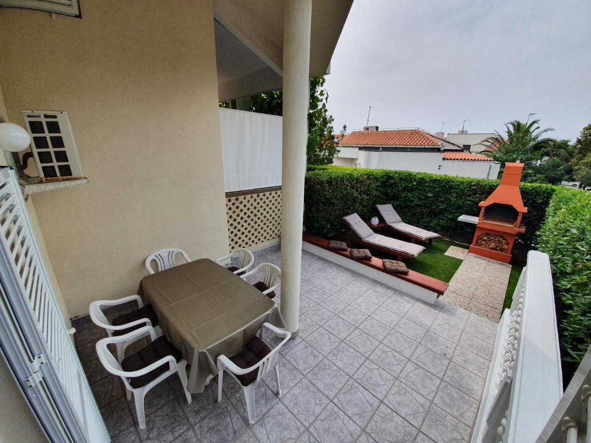 Apartment Tinateo, Gajac Novalja Exterior foto
